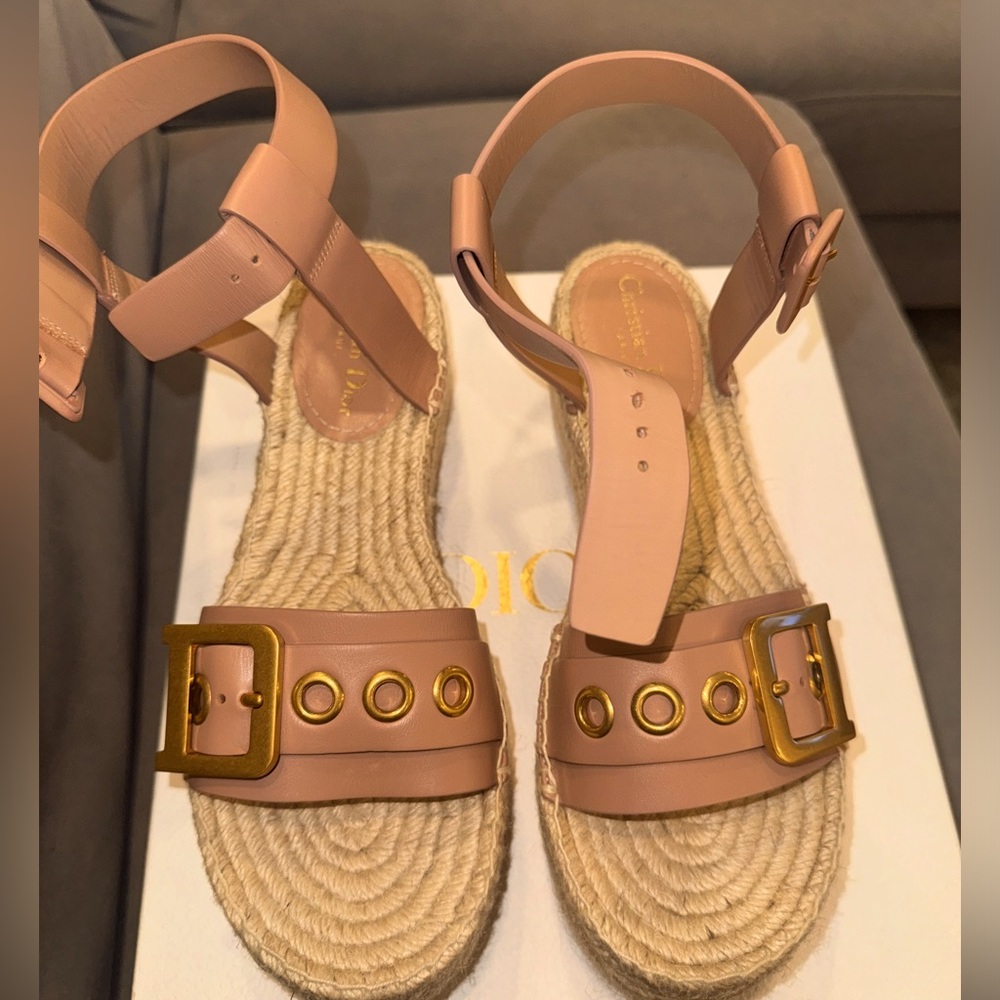 DIOR Rose De Ven -Dior Wedge Sandals worn once. In excellent condition 🔥🔥